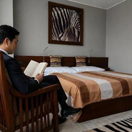 Afrika Hotell 4*