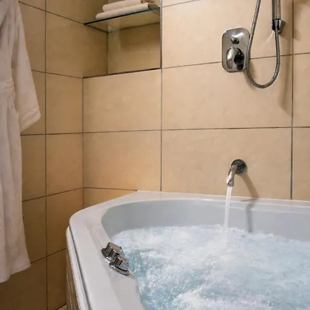 Hotel Afrika 4*